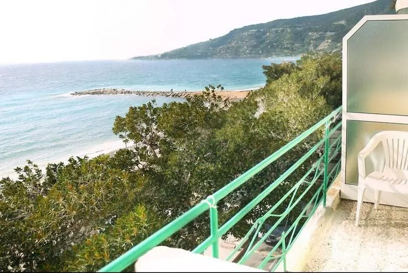 اتاق استاندارد, Albergo Savoia