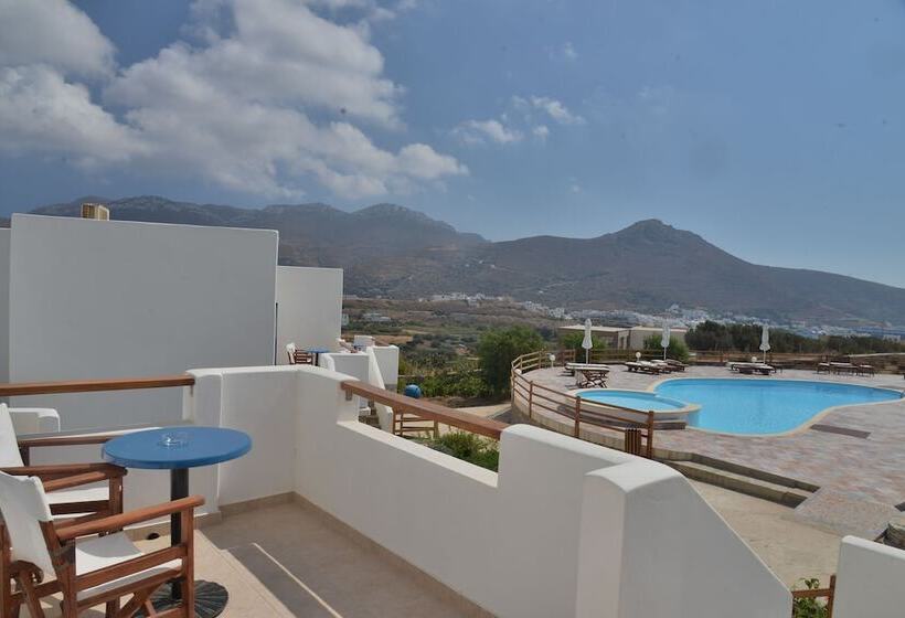 غرفة قياسية مطلّة علي البحر, Amorgion