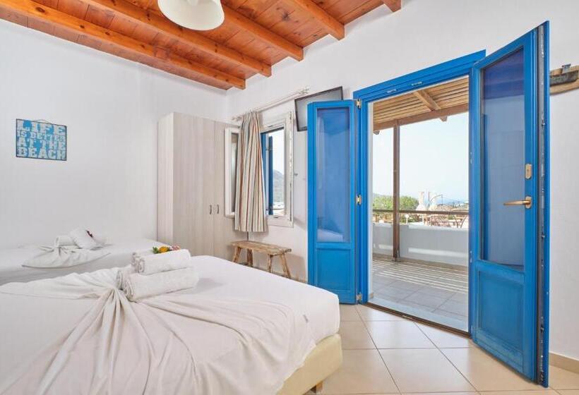 إستوديو قياسى مطل على البحر, Amorgion