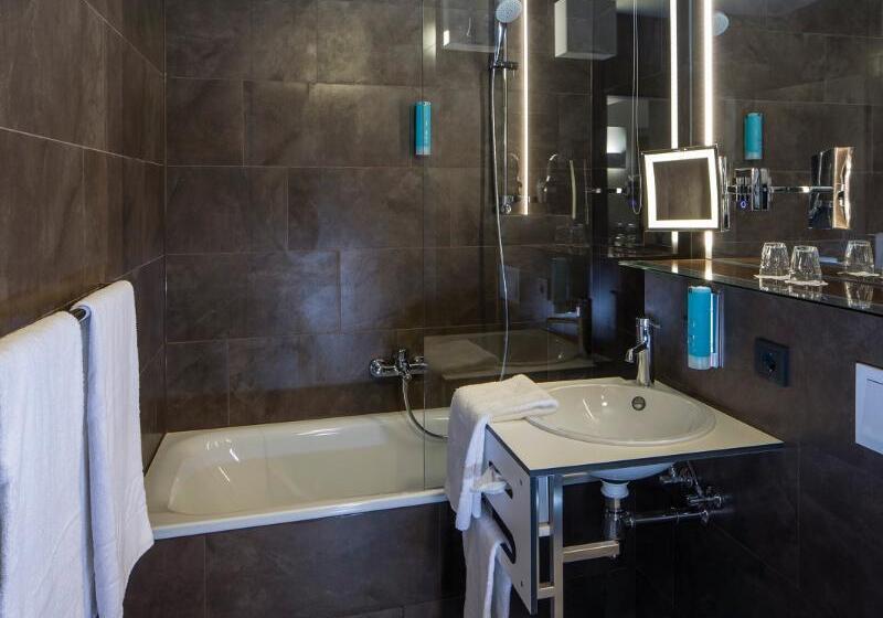 اتاق لوکس, Blue 29