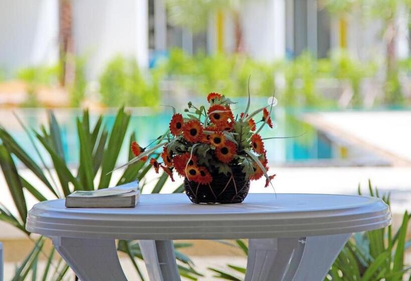 Deluxe Room, Gypsy Sea View Resort  Phi Phi Island