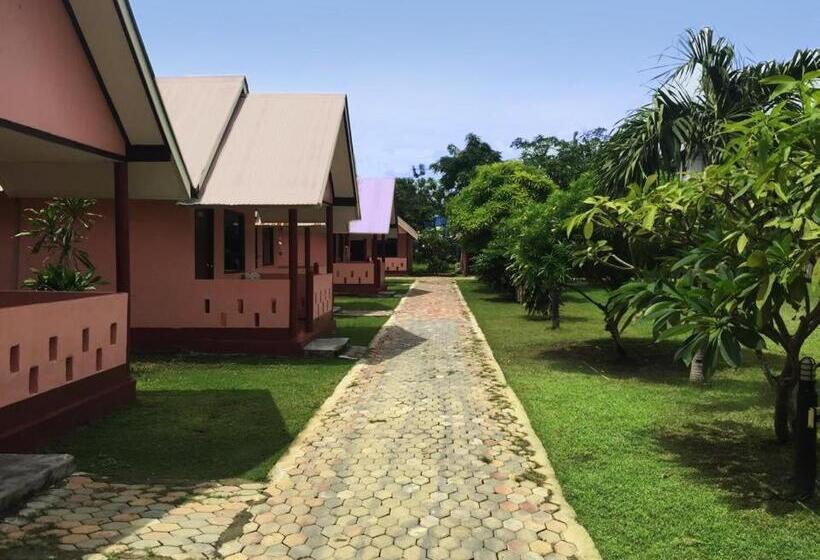 Standard Bungalow, Gypsy Sea View Resort  Phi Phi Island