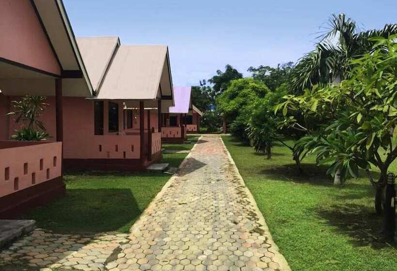 Standard Bungalow, Gypsy Sea View Resort  Phi Phi Island