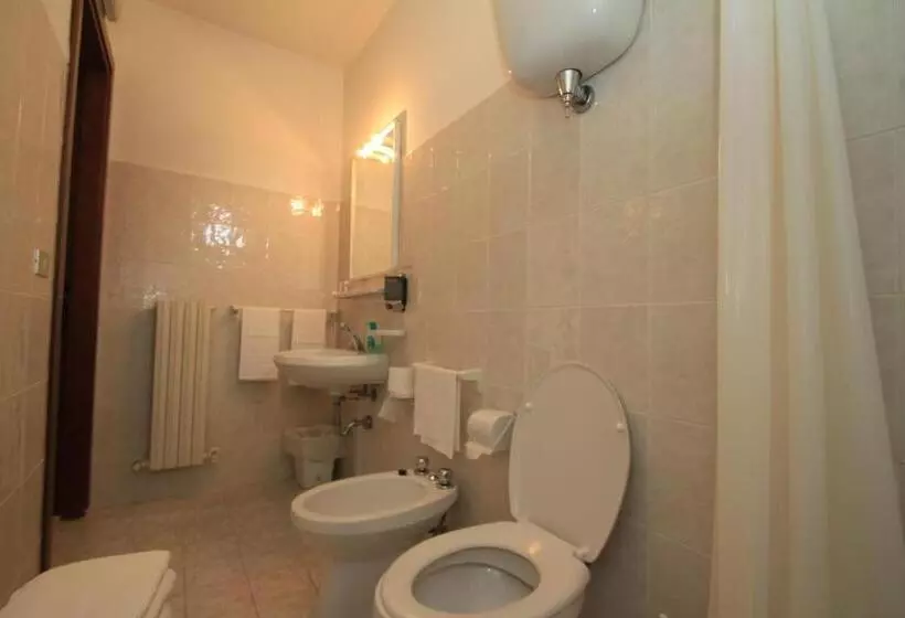 Camera Standard, La Quiete