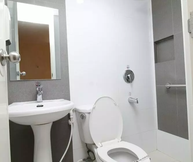 デラックスルーム, Sogo Alabang Rotonda