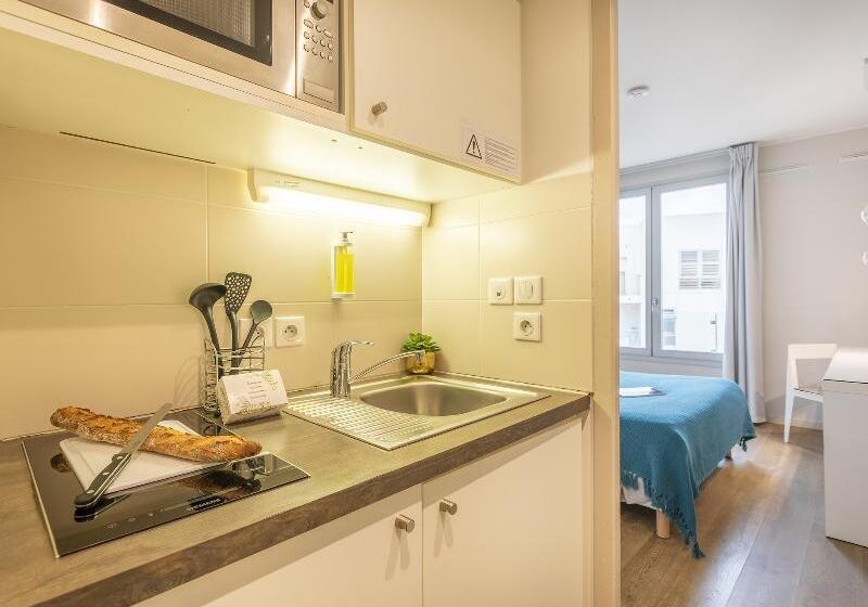 اتاق لوکس, Xtra Hotel Bengkulu