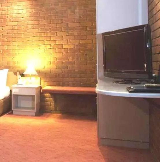 ハイドロマッサージバス付きスイート, Fountain Court Motor Inn Albury