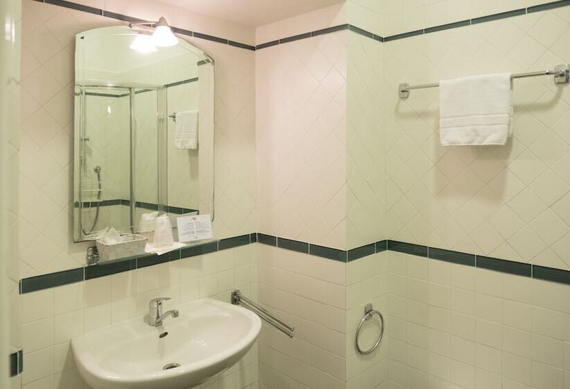 اتاق استاندارد, Monteverdi Resort