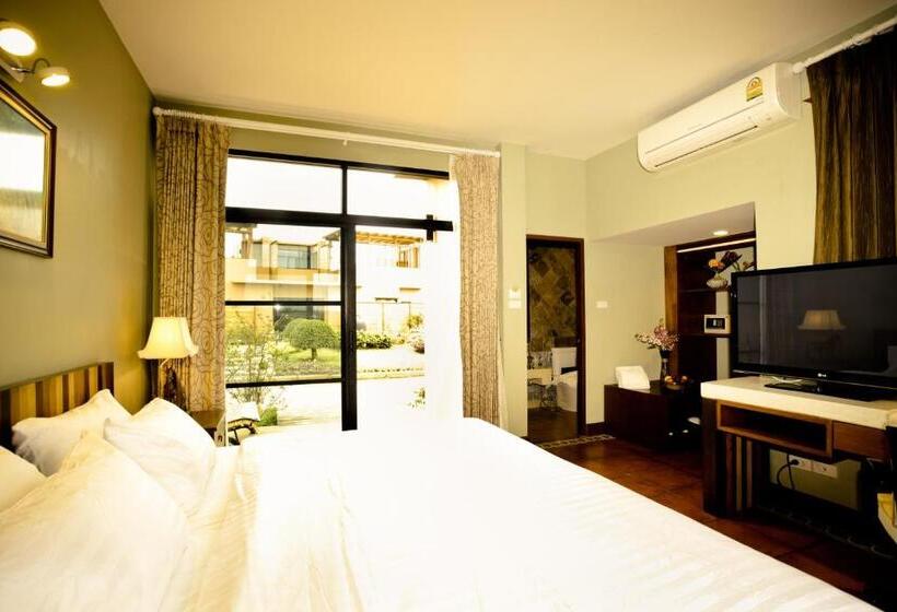 Номер Deluxe с Балконом, Phukumhom Khao Yai