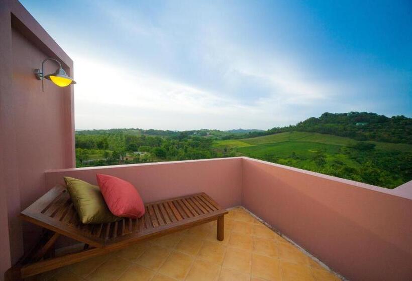 Номер Deluxe с Балконом, Phukumhom Khao Yai