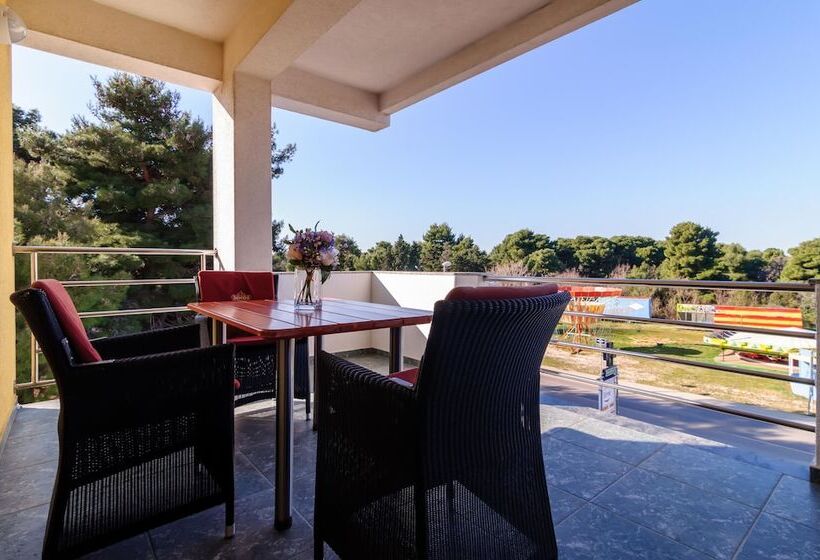 آپارتمان 2 خوابه با بالکن, Guesthouse Villa Irena