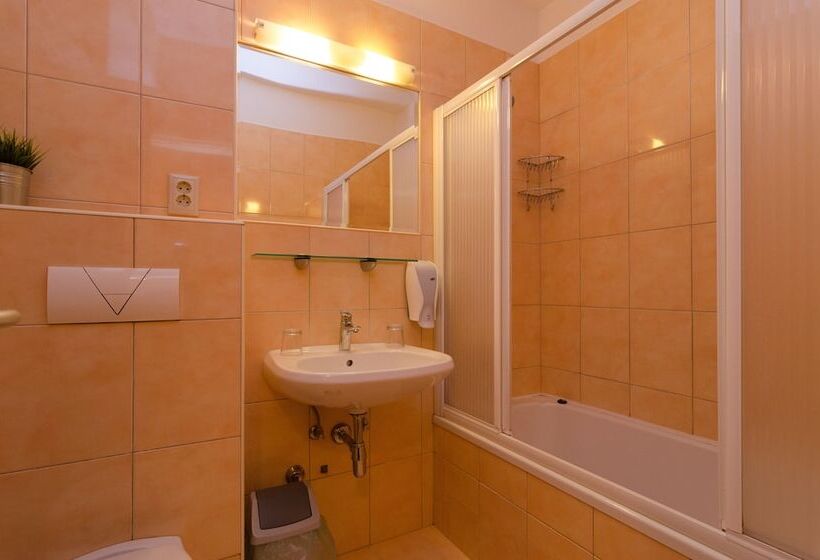 اتاق استاندارد, Guesthouse Villa Irena