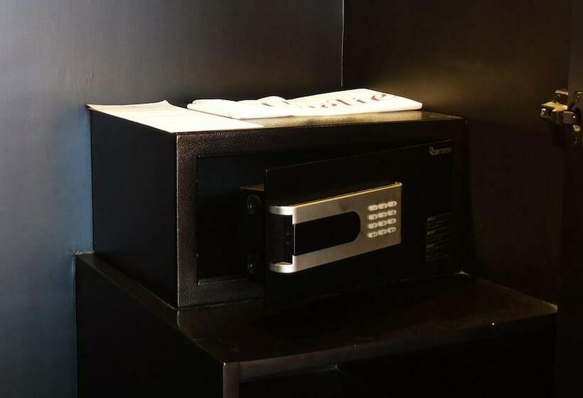 디럭스 룸, Amelie Hotel Manila