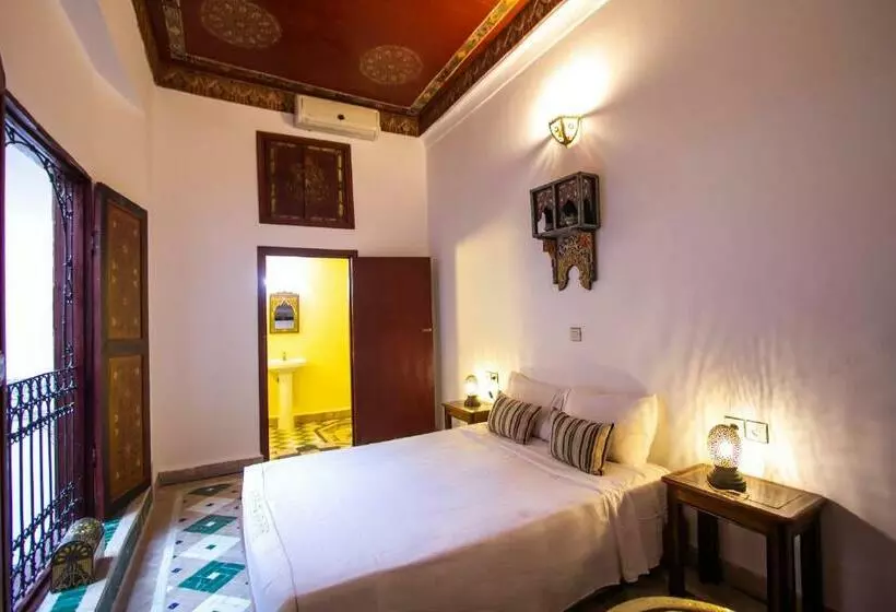 اتاق استاندارد چهار تخته, Dar Bab Jdid