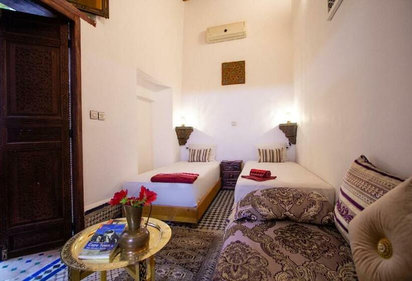اتاق استاندارد سه نفره, Dar Bab Jdid