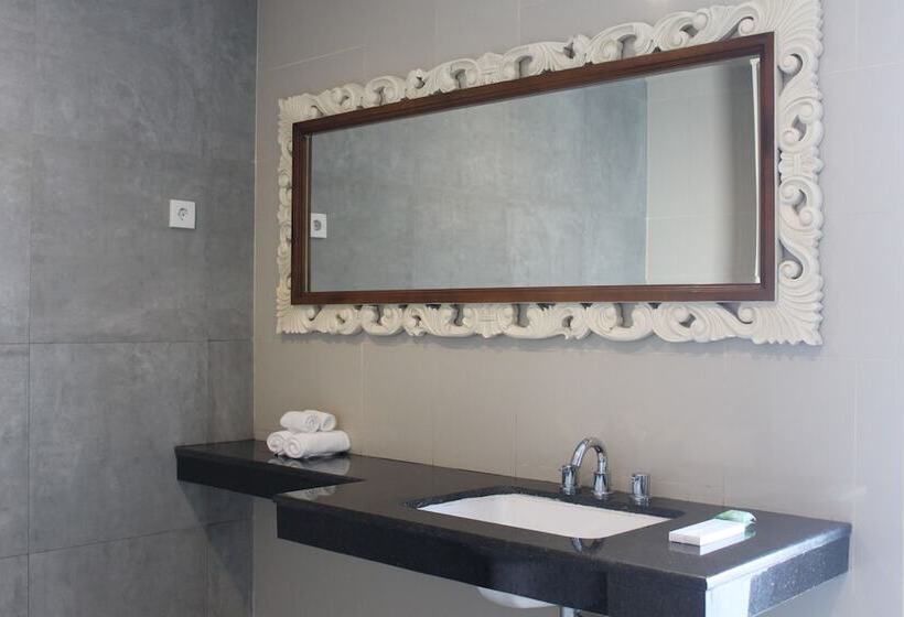 デラックスルーム, Graha Ayu