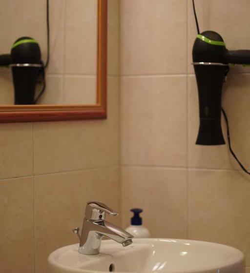 小型套房, Piroska Villa