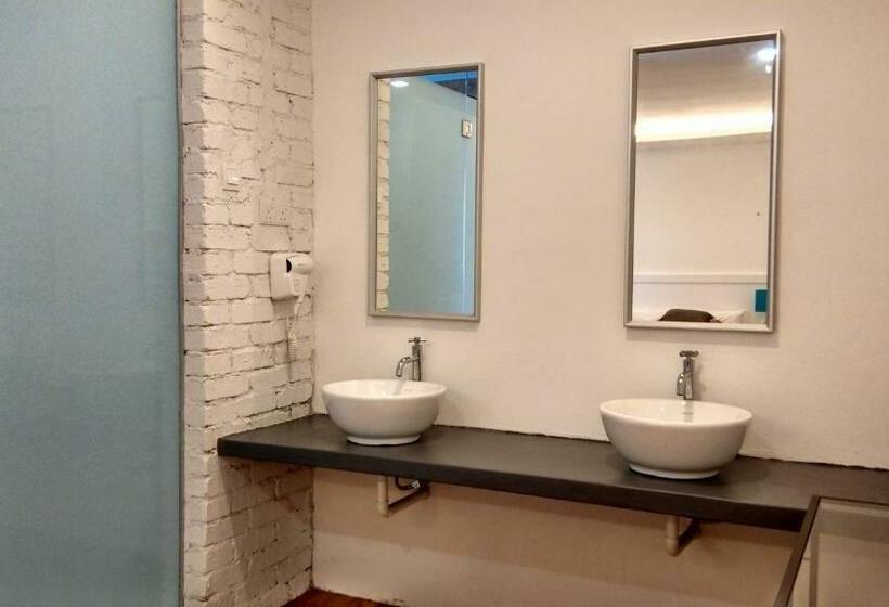 סוויטה, Snooze Too