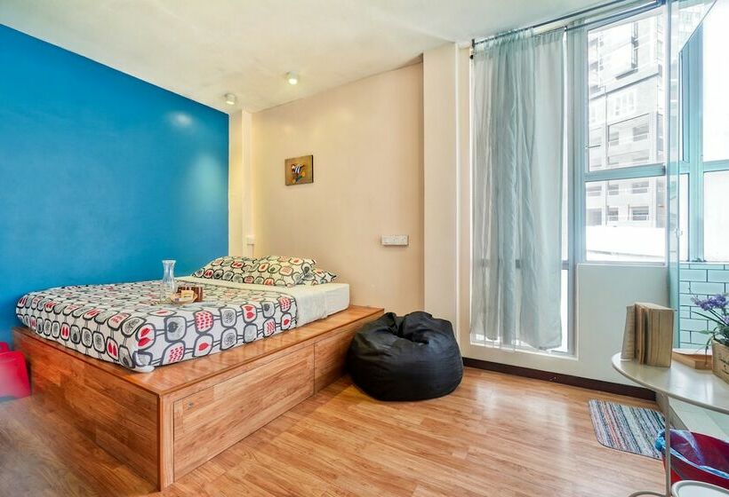 חדר סטנדרט, Snooze Too