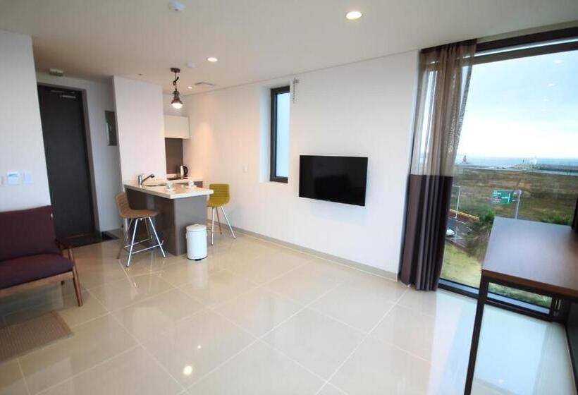 Deluxe Studio, Vista Resort Jeju
