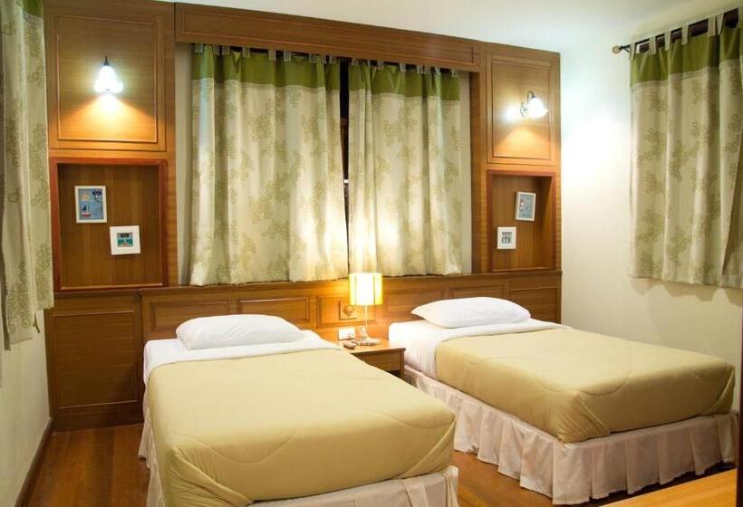 2 Bedroom Superior Bungalow Garden View, Bayview Beach Resort