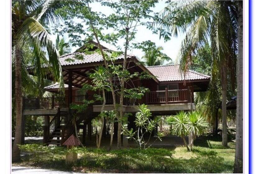 2 Bedroom Superior Bungalow Garden View, Bayview Beach Resort