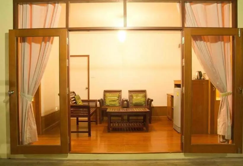 デラックスバンガロー, Bayview Beach Resort