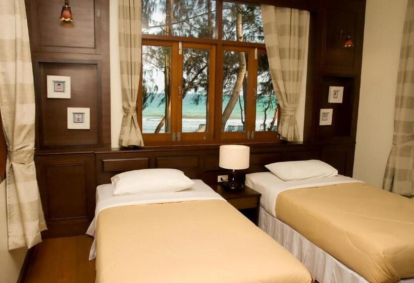 Bungalow Deluxe, Bayview Beach Resort