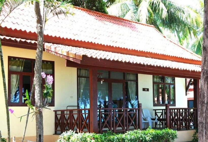 Bungalow Deluxe, Bayview Beach Resort