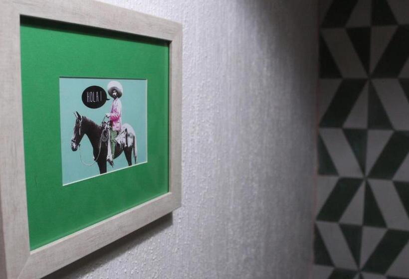 コンフォートルーム, Hostel Hospedarte Centro