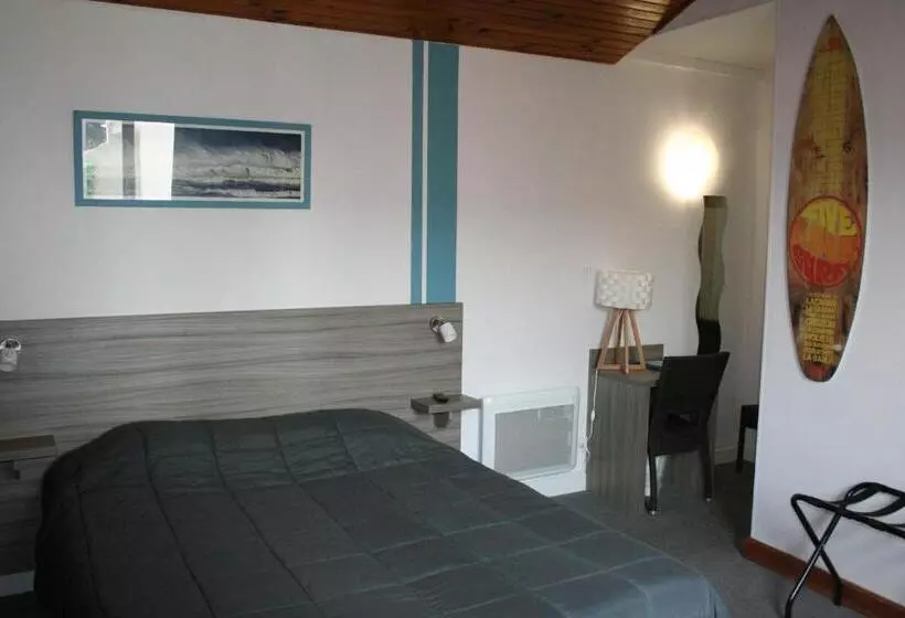 Standard Neljän Hengen Huone, Le Relais Dax
