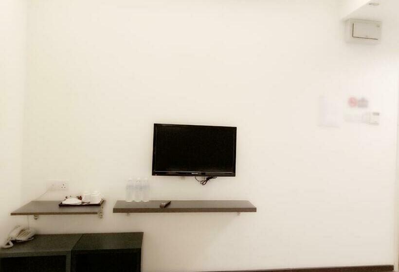 اتاق سوپریور, Sandy