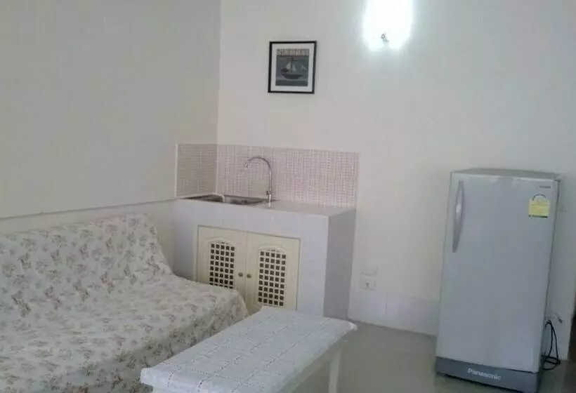 اتاق خانوادگی, Impact Don Mueang Bangkok Guest House