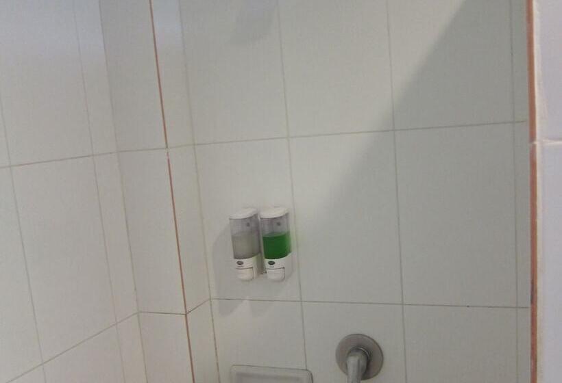 חדר סטנדרט, Oasis Resort