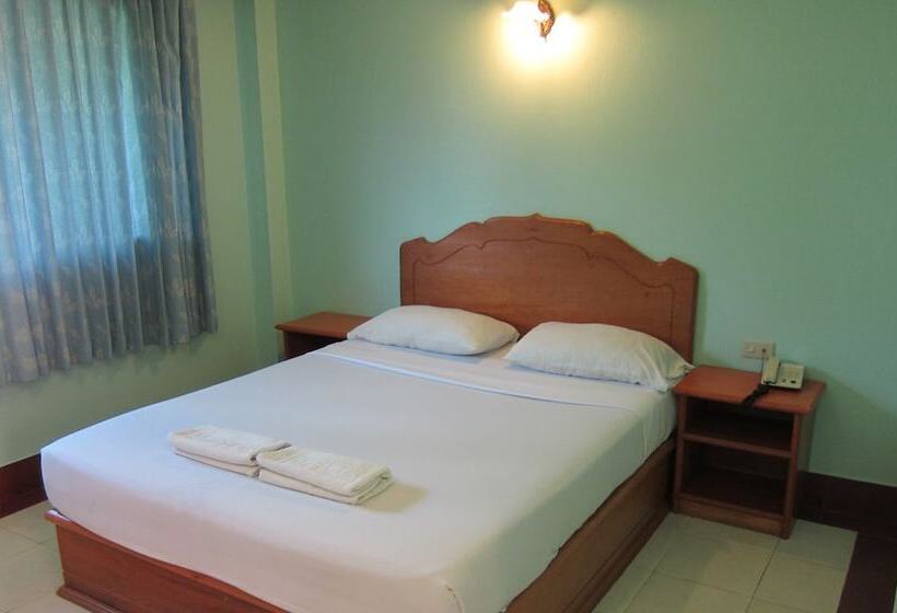 스탠다드 룸, Oasis Resort
