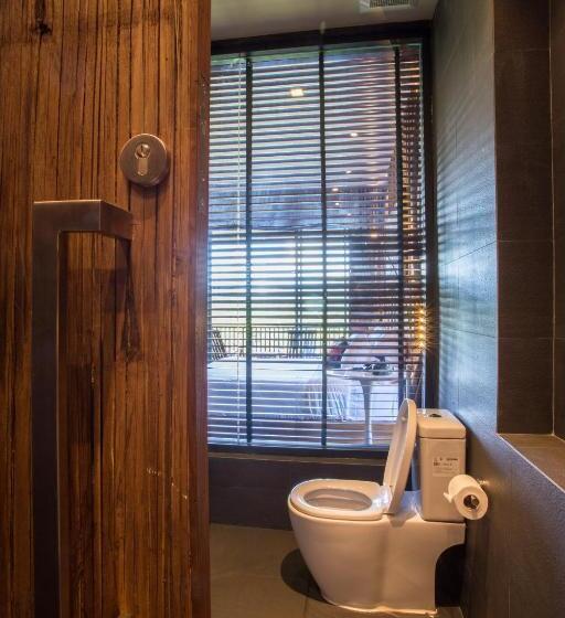 带大床的豪华间, Puripai Villa