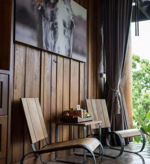 キングサイズベッドのスタンダードルーム, Puripai Villa