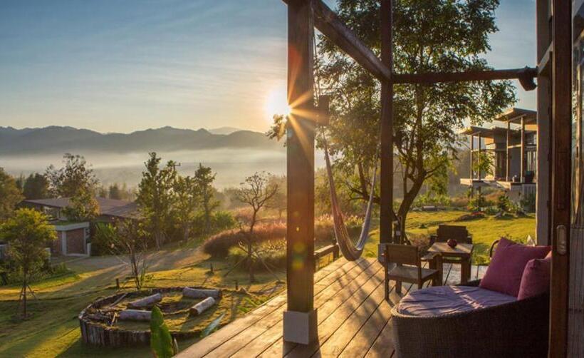 带花园景观和一个卧室的别墅, Puripai Villa