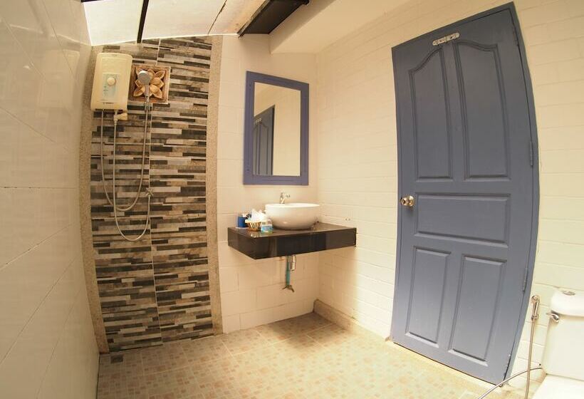 带花园景观的标准洋房, Treeya Lanta