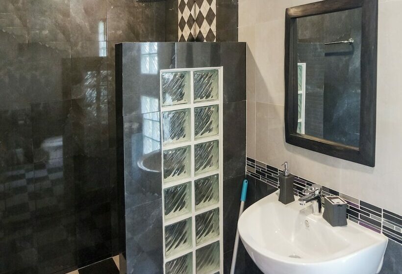 高级洋房, Treeya Lanta