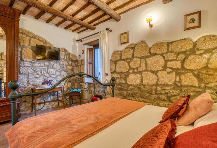 غرفة قياسية ثلاثية, Agriturismo Buonasera