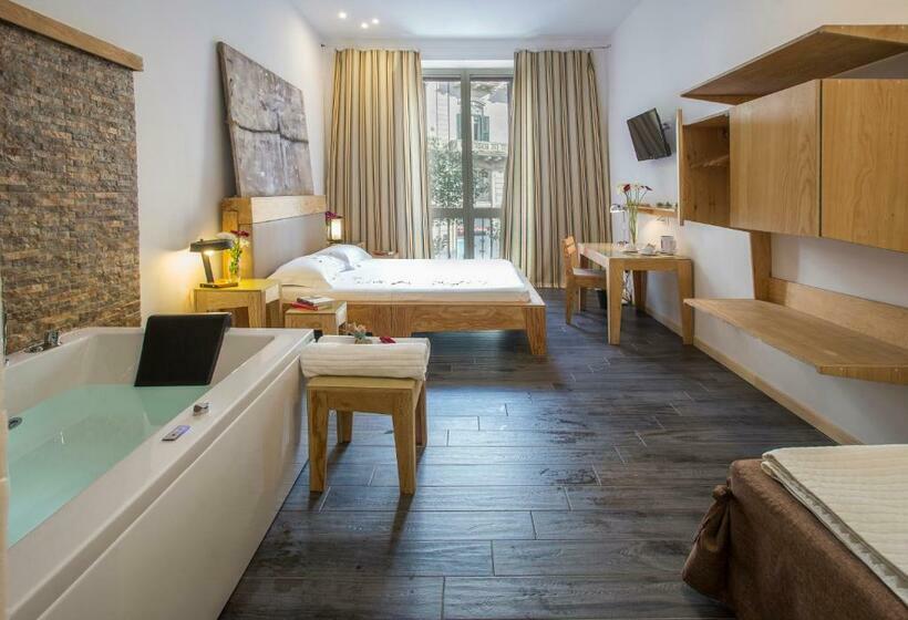 اتاق لوکس, Aquarooms Luxury Suites
