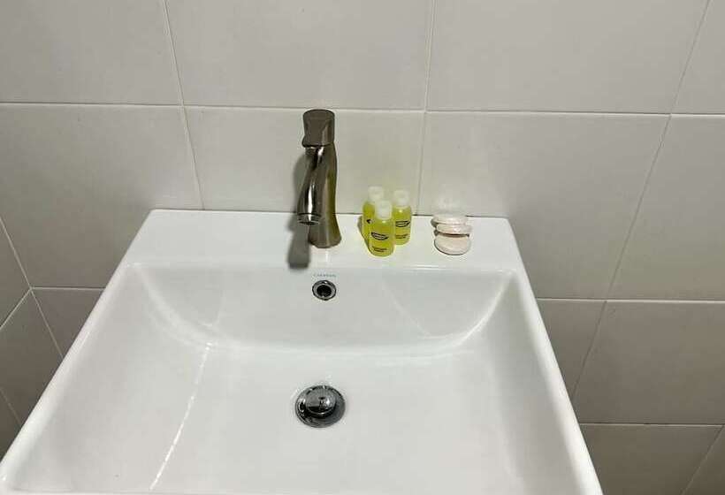 غرفة قياسية, Baron