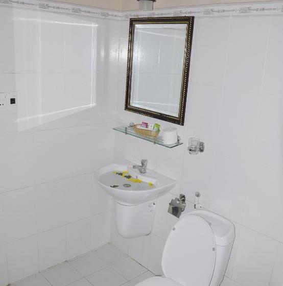 اتاق لوکس سه تخته, Champa Hue