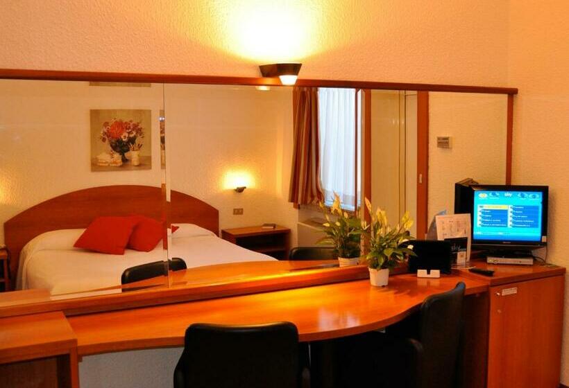 חדר סטנדרט, Golf