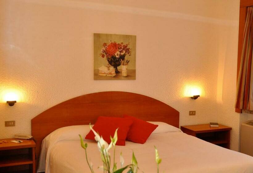 חיבור הדירה עם חדר שינה אחד, Golf