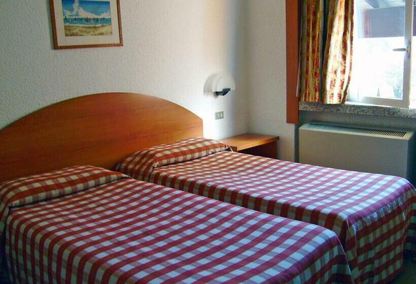 חיבור הדירה עם חדר שינה אחד, Golf