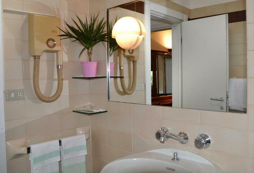 غرفة قياسية, Golf