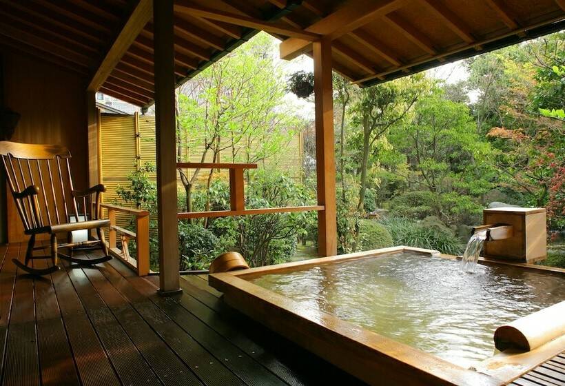 スタンダードルーム, Grandia Housen