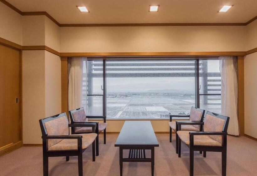复式房间, Grandia Housen